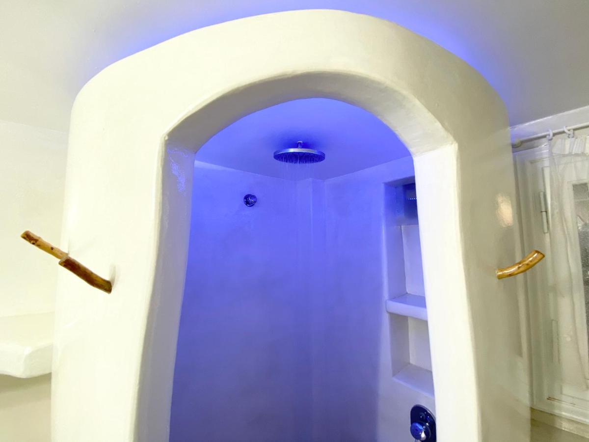 אדאמאס Deluxe Studios & Suites Ageri-Milos מראה חיצוני תמונה