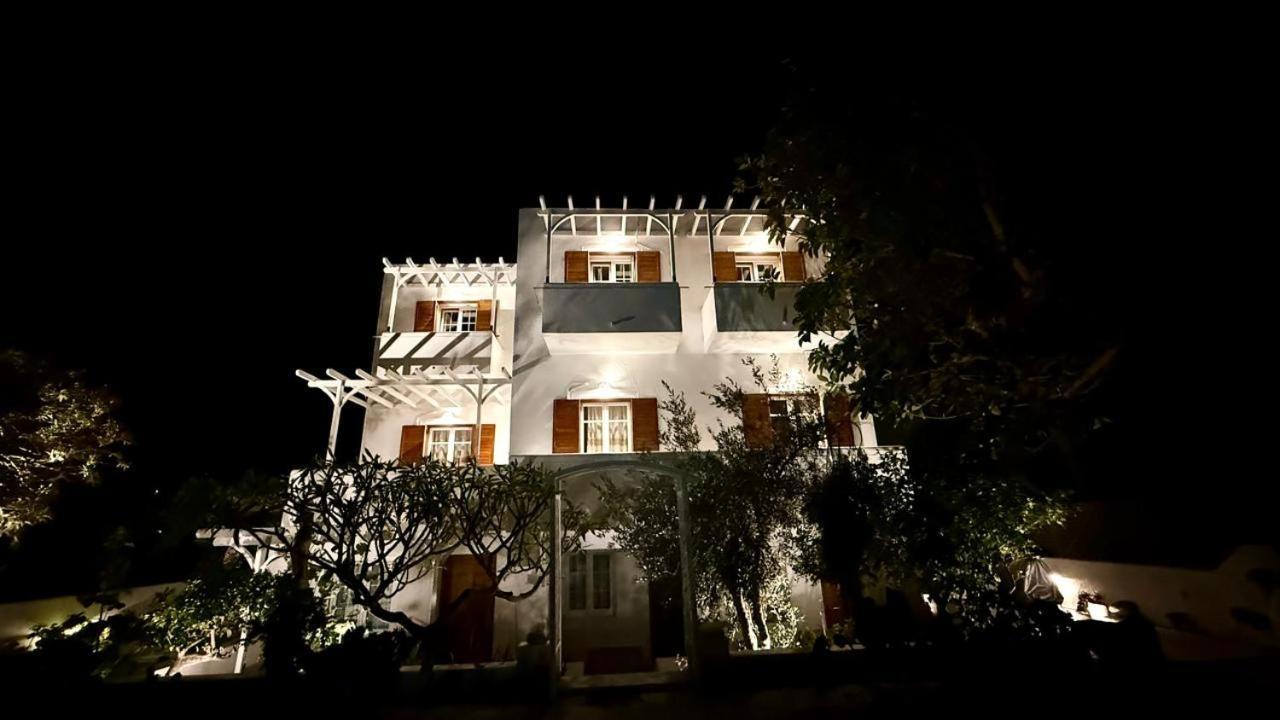 אדאמאס Deluxe Studios & Suites Ageri-Milos מראה חיצוני תמונה